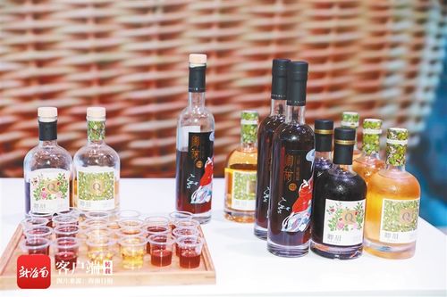消博會(huì)特刊 華夏風(fēng)物館品鑒會(huì)以茶酒會(huì)友，盡顯新國(guó)貨風(fēng)采